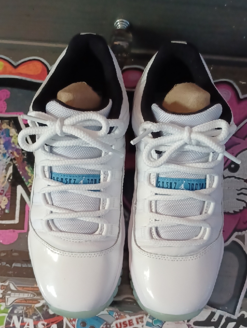 AIR JORDAN XI
LEGEND BLUE